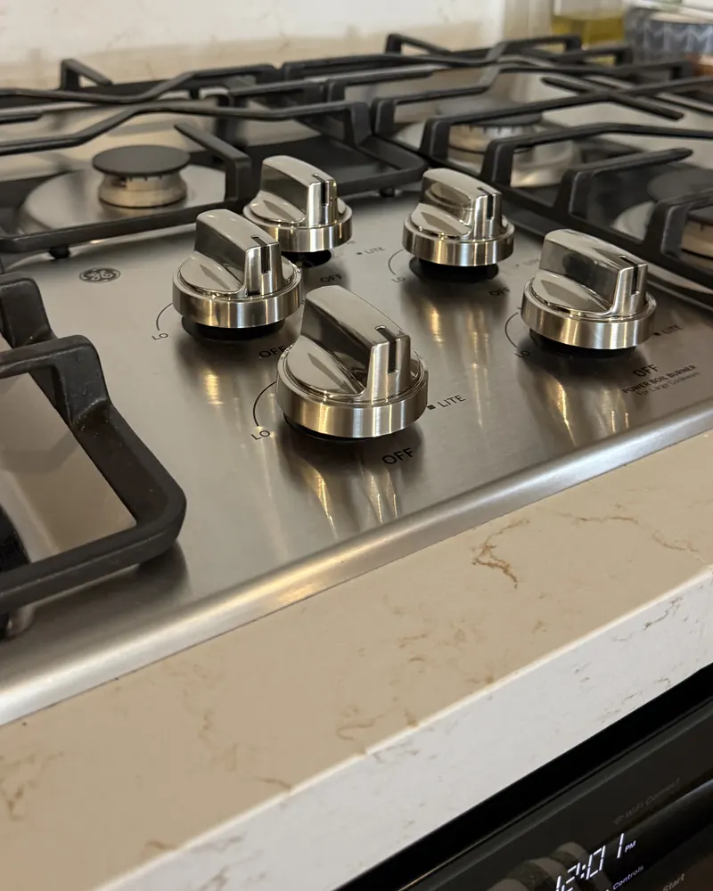 Stovetop after cleaning